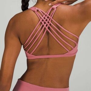 Lululemon Womens Active Yoga Free To Be Wild Strappy Crisscross Sports Bra 4